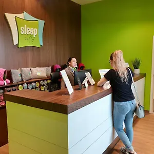Hotel kapsułowy Sleep 'n Fly Sleep Lounge, D-gates Terminal 1 - Transit Only, Dubaj