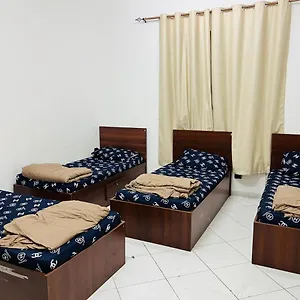 بيت شباب Short Tourist Place, دبي